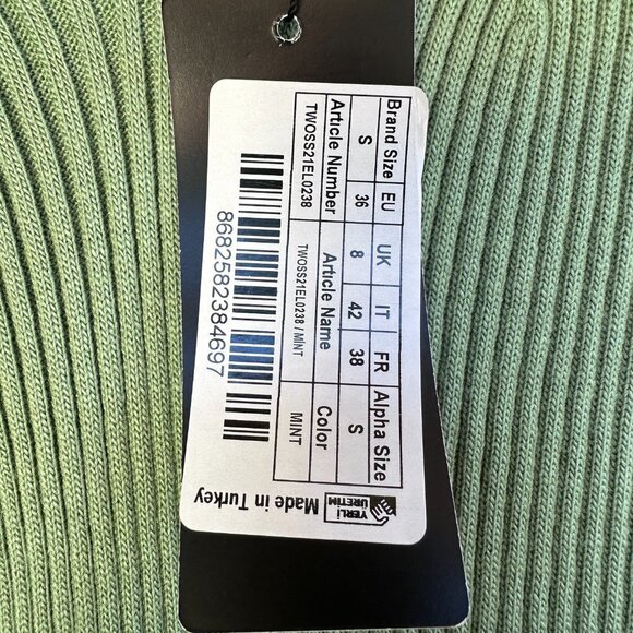 2/$30 Ribbed Knit Sleeveless Bodycon Midi Dress Size S Green Stretch Y2K NWT - Picture 6 of 8